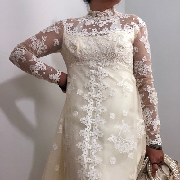Pending Sale / Vintage 60s Priscilla of Boston Wedding Dress - Picture 2 of 16